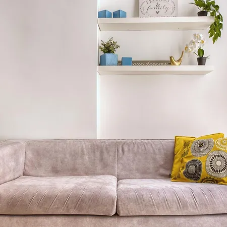 New To The Market - 4br In By Sf Homes * סליאמה