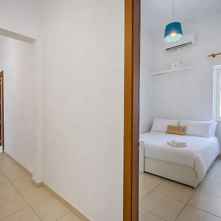 New To The Market - 4br In By Sf Homes דירה