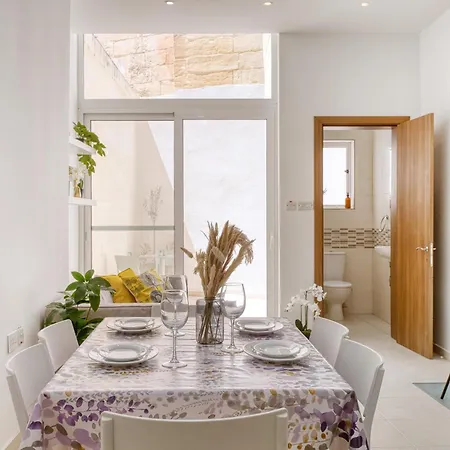 New To The Market - 4br In By Sf Homes *